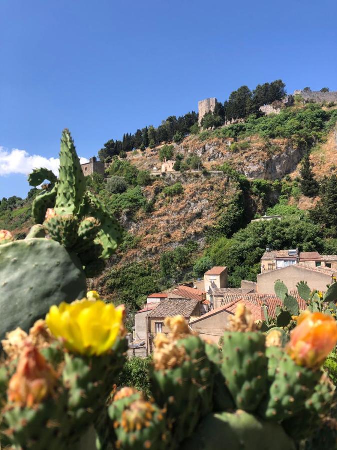 Casa Paradiso Castronuovo di Sicilia Exterior foto